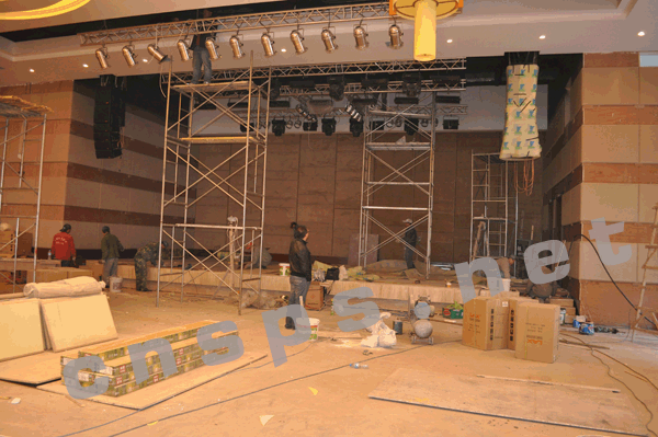 ��̨�ƹⰲװ�ֳ�